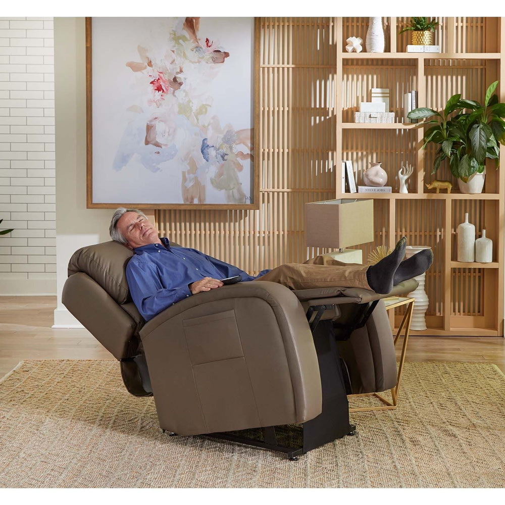 Man reclined in his Golden Technologies EZ Sleeper Lift Chair